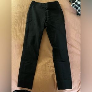 Women’s pants size 4.